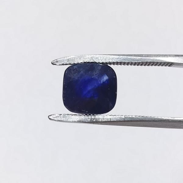 Blue Sapphire 5.96 Carat