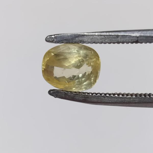 Yellow Sapphire 2.88 Carat