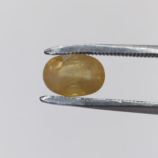 Yellow Sapphire 3.64 Carat