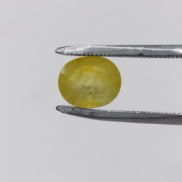 Yellow Sapphire 3.88 Carat