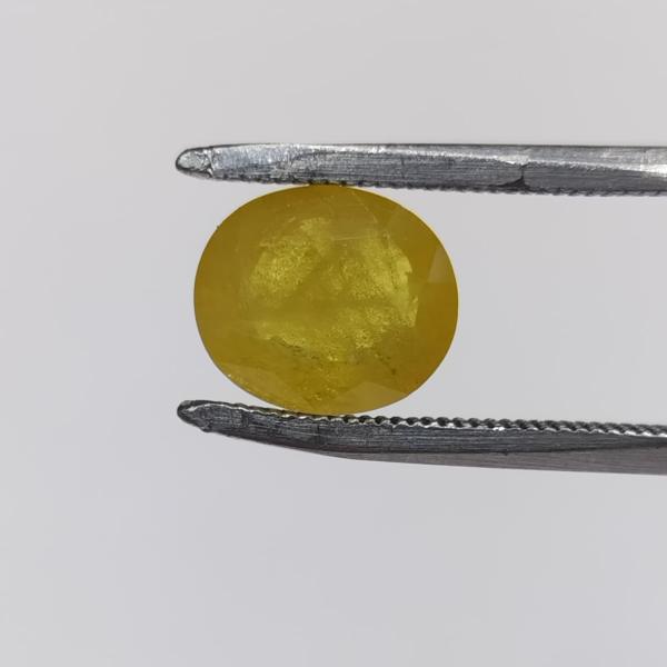 Yellow Sapphire 4.26 Carat