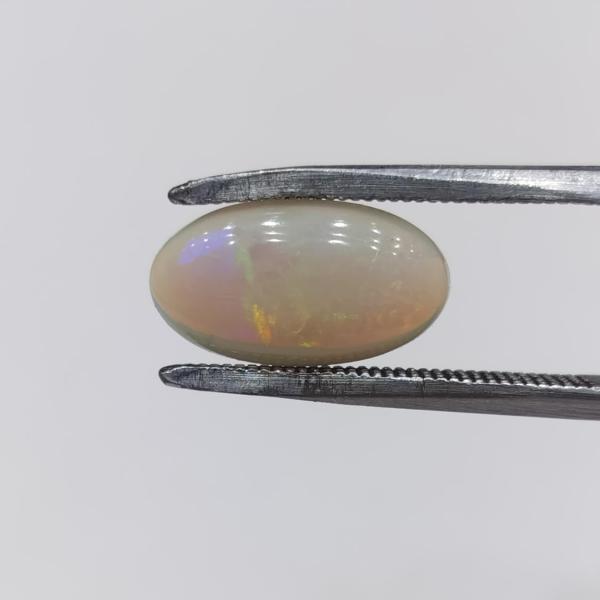 Opal 3.00 Carat